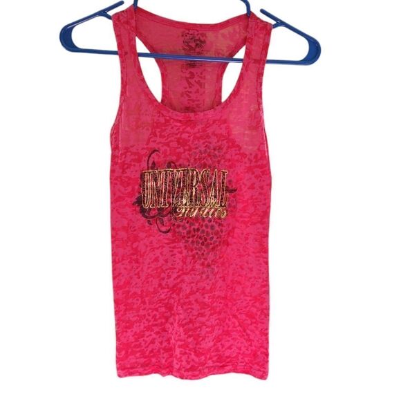 🦋3/$15💰Tank top by Universal Studio 💥Final Price💥 - Picture 1 of 3